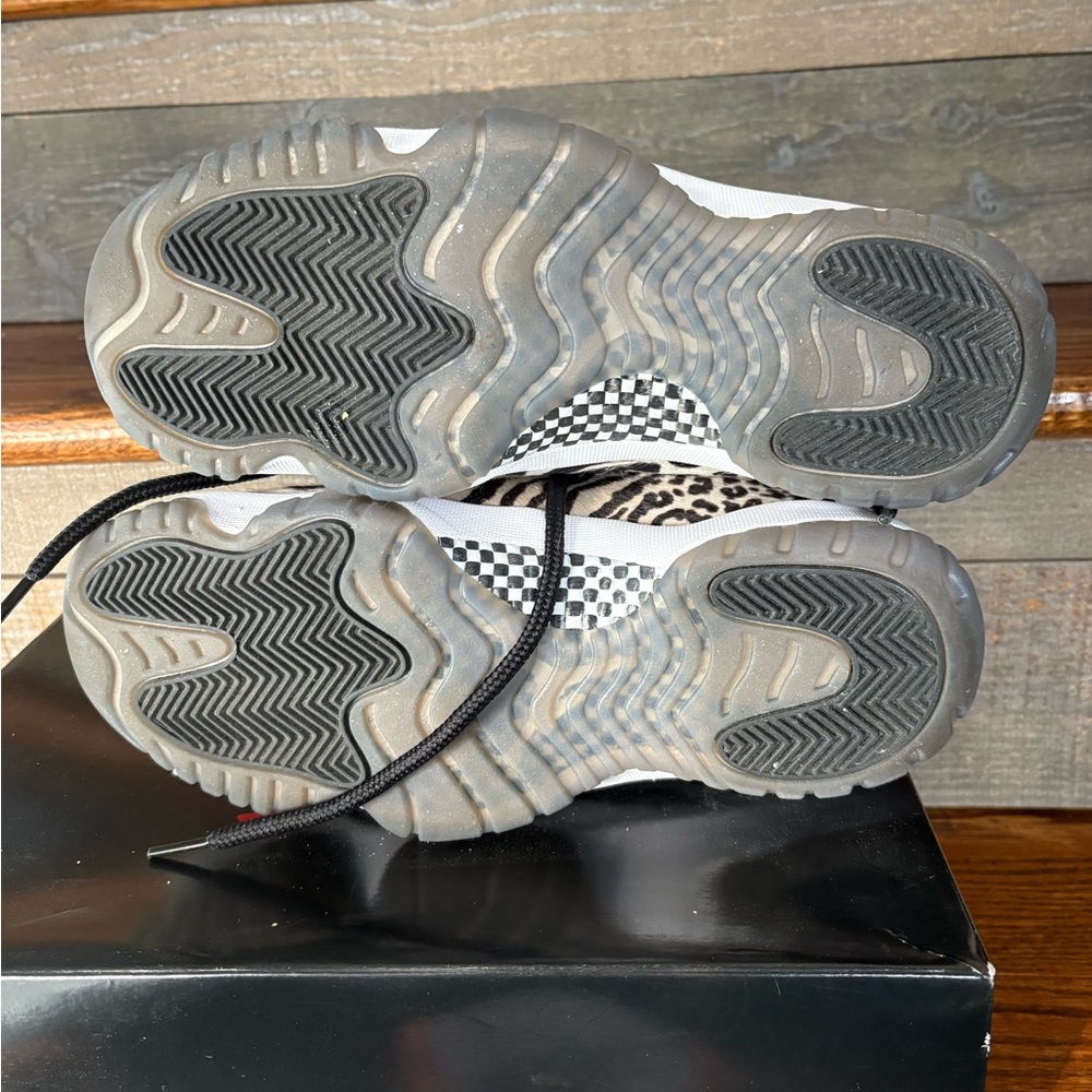 Jordan 11 Retro Animal Instinct size 10 zebra - Picture 9 of 9